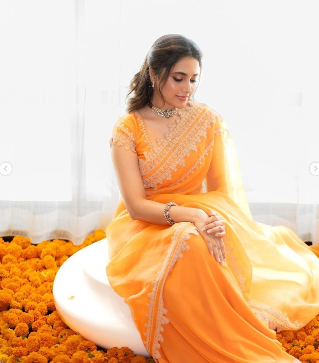 Priyanka Mohan lokks elegant in Devnaagri's orange saree