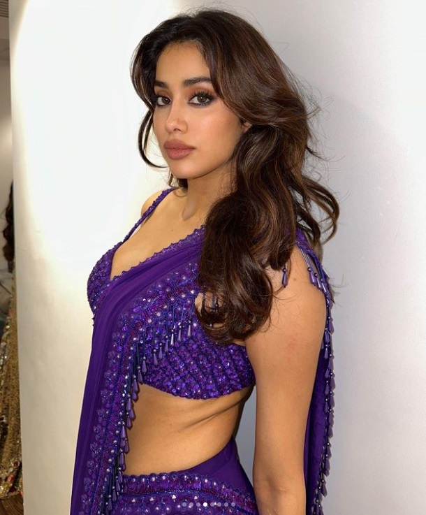 Janhvi Kapoor radiates glamour in Arpita Mehta's exquisite purple saree