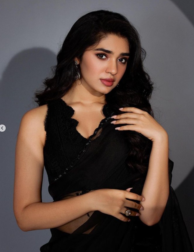 Krithi Shetty Mesmerizes in Exquisite Black Saree with Monochrome Florals