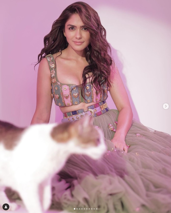 Mrunal Thakur dazzles in moss green half lehenga by Shubhika