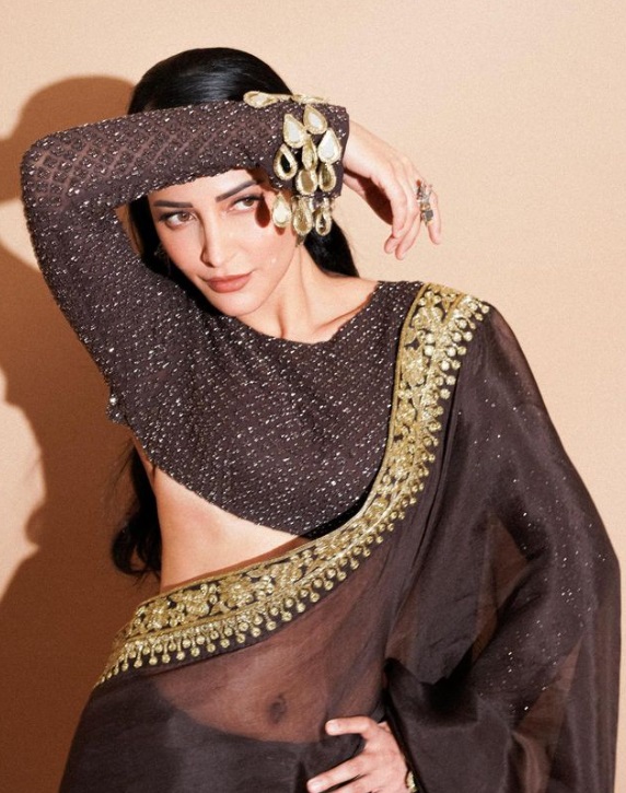 Shruti Haasan radiates in Arpita Mehta's enchanting ensemble 21 shruti haasan pics