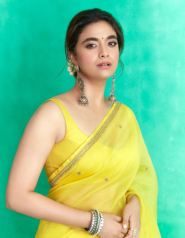 Keerthy Suresh looks ethereal in Raw Mango's yellow saree 44 keerthy suresh new pics