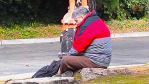 Homeless Man Does An Inspiring Act Social Experiment Inspiring